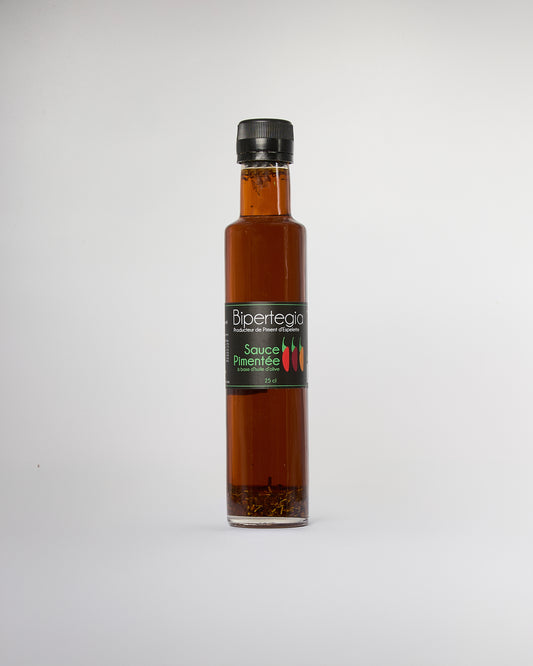 Sauce pimentée à base d'huile d'olive au piment d'Espelette